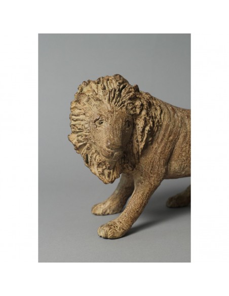 Sculpture de Sophie Verger Jeanne et le lion en bronze, détail lion