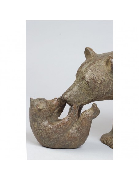 Sculpture de Sophie Verger Trois oursons en bronze, détail têtes